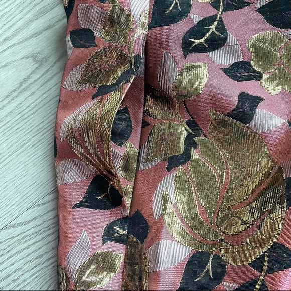 Metallic Cherry Blossom Jacquard Shift Dress - Picture 7 of 10